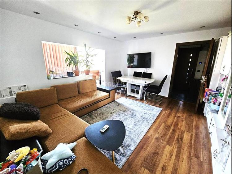 LIPOVEI - 3 cam - 2 bai - 2 balcoane - centrala proprie - clima - ETAJ 3 - 2