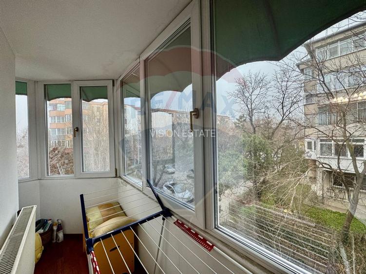 Apartament cu 3 camere de vânzare în zona Rovine - 12