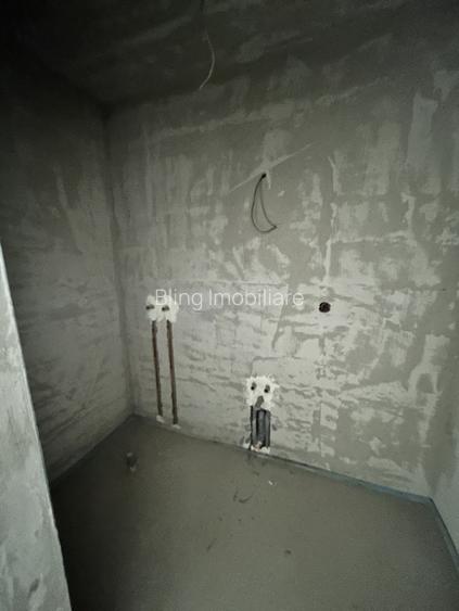 Apartament de 4 camere , 89 mp utili, terasa 103mp, zona VIVO - 10