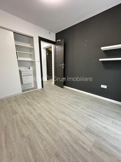 Comision ZERO! Spațiu comercial Podu Roș Salubris, loc de parcare - 6