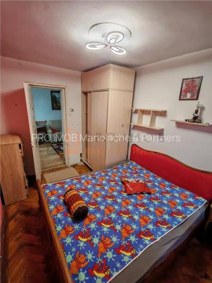Apartament 3 camere cf 3 semidecomandat zona Micro 14 - 5