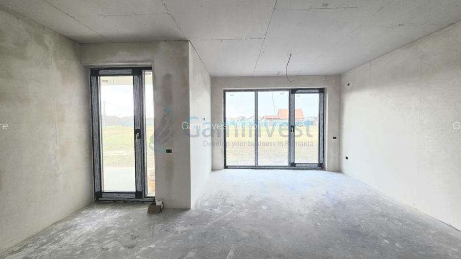 Imobil cu destinatie multipla - comercial si de locuit in Santandrei, Bihor - 20