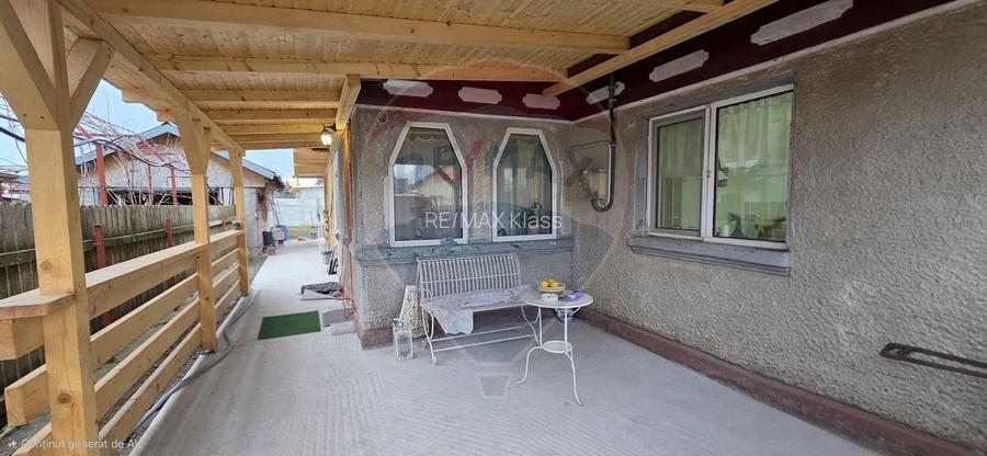 Casa renovata complet 3 camere de vanzare Crevedia 277mp teren - 9