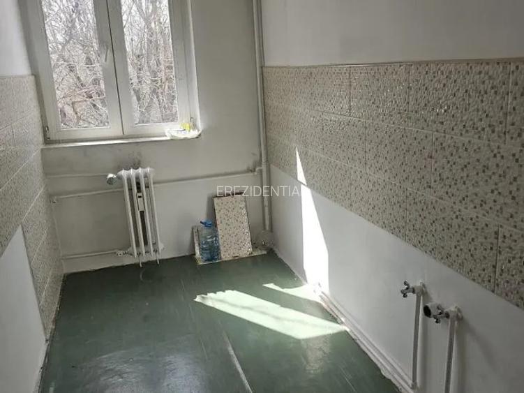 Apartament -2 camere - decomandat - Emil Racovita - 6