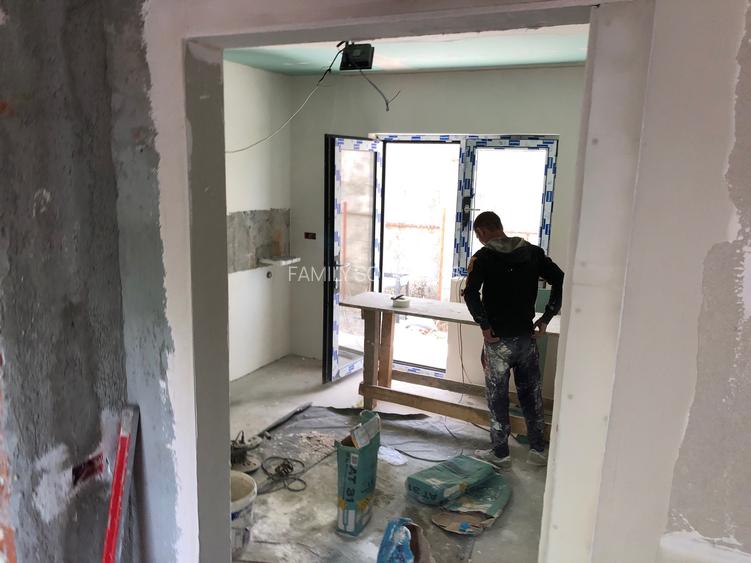 Proiect nou pozitie foarte buna. P+1+M. 5 cam - 30