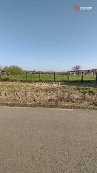 COMISION 0% Teren intravilan constructii, Checea - 1000 mp, asfalt, utilitati - 7