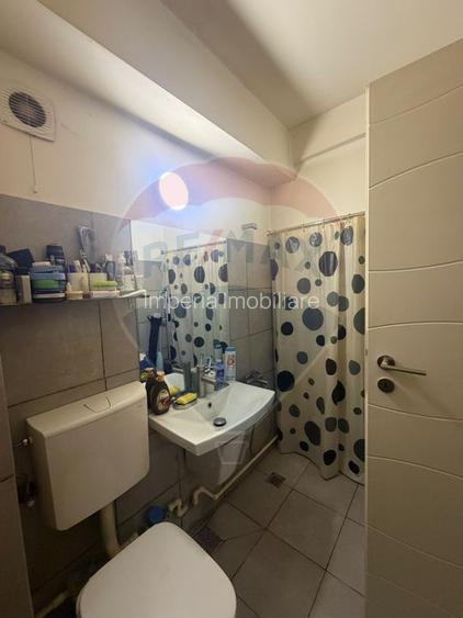 2 camere langa Scoala Nr 2 - 3