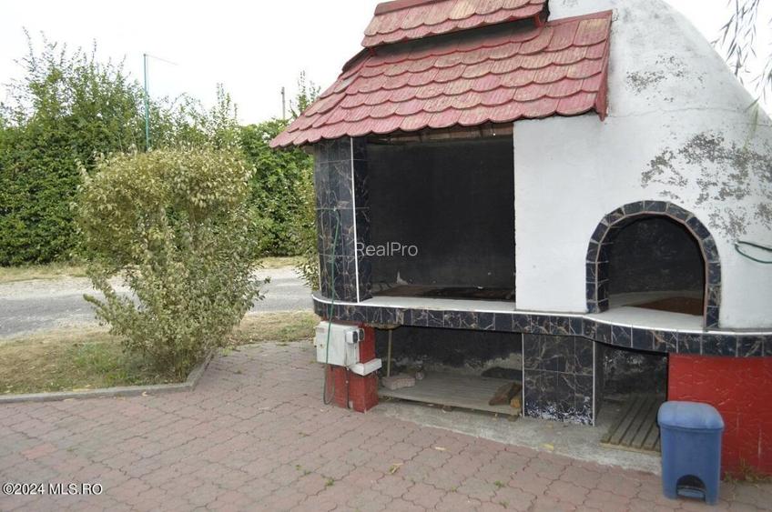 Maracineni - Argeselu, Popas - Restaurant - Cazare, teren 2787 mp - 9