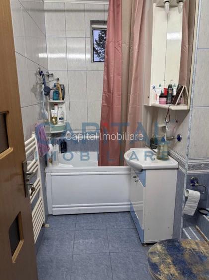 FARA COMISION! Apartament 3 camere, decomandat, etajul 3/4,  zona Lucian Blaga - 4