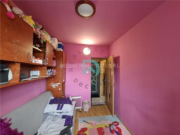 Apartament 3 camere, etaj intermediar 3, Florilor - 3