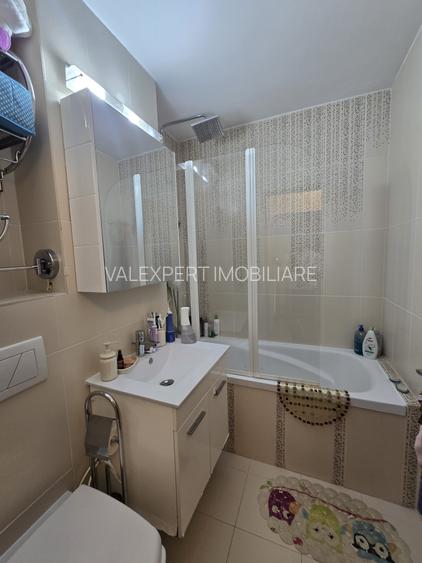 Ap. 2cam,dec,renovat total,et.5,bl.reabilitat,1 min distanta metrou. - 3