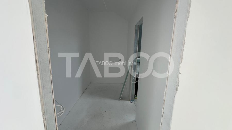 Apartament 85 mpu parcare inclusa 3 camere cu balcon zona Vest Sibiu - 11