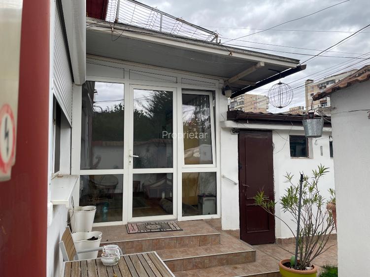 Apartament 3 camere in vila, curte proprie, garaj, pivinta, zona Postei -Vlahuta - 2