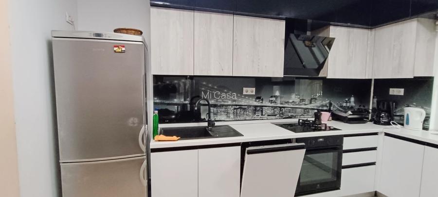 Apartament cu 3 camere decomandate,mobilat-Astra - 5