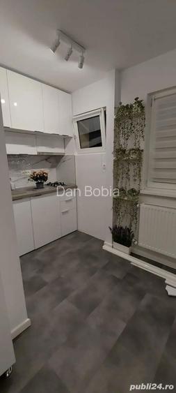 Garsoniera compacta impecabila 10 min M 1 Decembrie 1918 DB1977 - 6