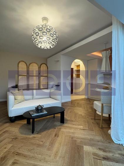 VANZARE GARSONIERA | ZONA DECEBAL - 2