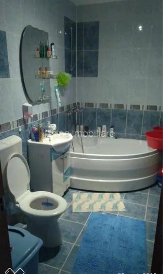 Apartament decomandat, 50 mp, balcon, zona Florilor - 7