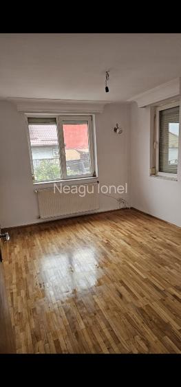 Proprietar vand casa S, P+1+mansarda, sect 2 ,230mp - 16