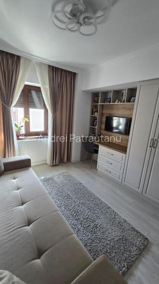 P.F. vand apartament cu 3 camere Complex Soleia, Valea Lupului - 8