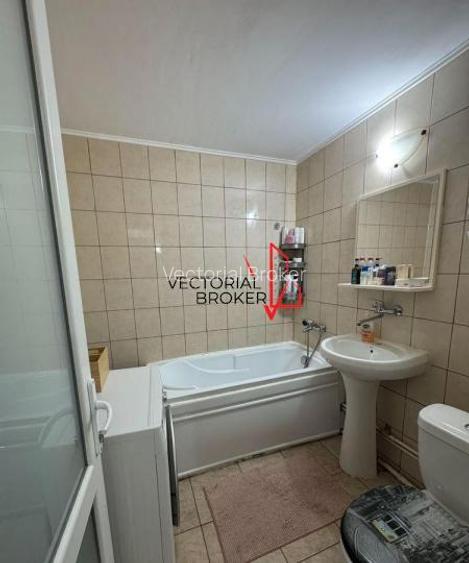 3 camere decomandate, et. 2, renovat, centrala, bl.1984, Basarabia- Diham - 6