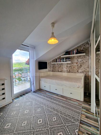 Apartament 2 camere, 52 mp, parcare, Edgar Quinet