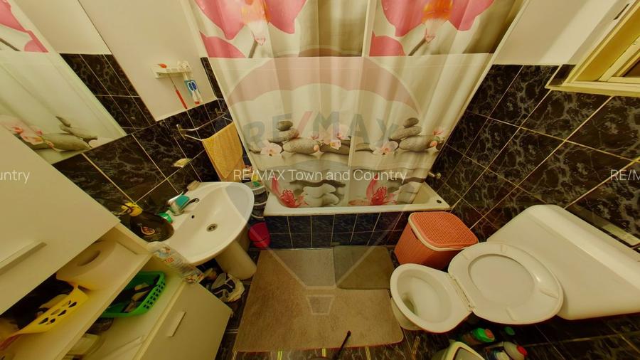 Casa / Vila cu 5 camere de vanzare in zona Est - 9