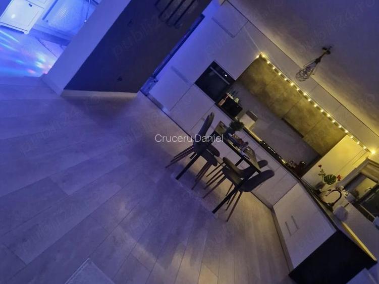 Casa moderna, Isalnita,90MP util + 30MP doua terase,curte spatioasa, panouri  - 10