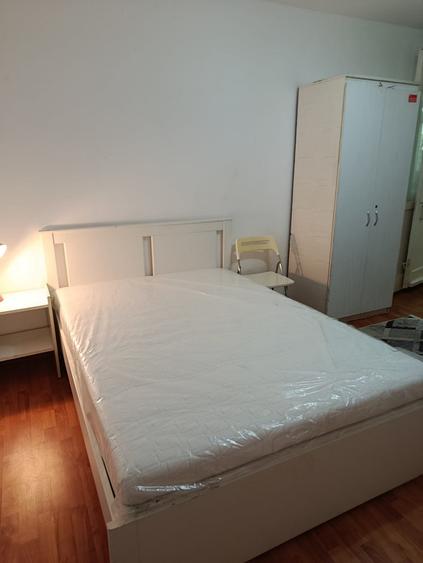Apartament cu 1 camera - zona Podu Ros - vis a vis Dedeman