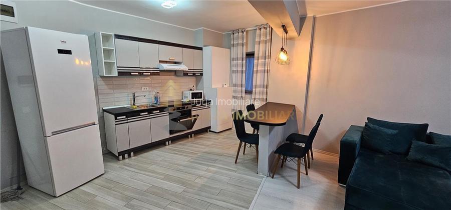 APARTAMENT 1 CAMERA | 37 MP | BALCON 8MP | WINGS TOWER | - 3