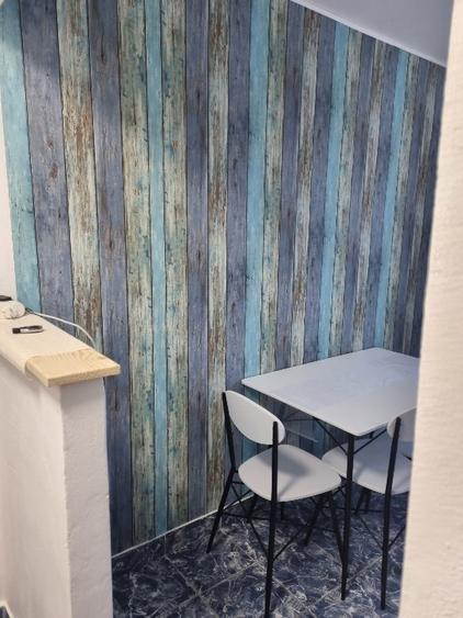 Inchiriez Apartament 2 camere semidecomandat ,sibiu,mihai viteazu