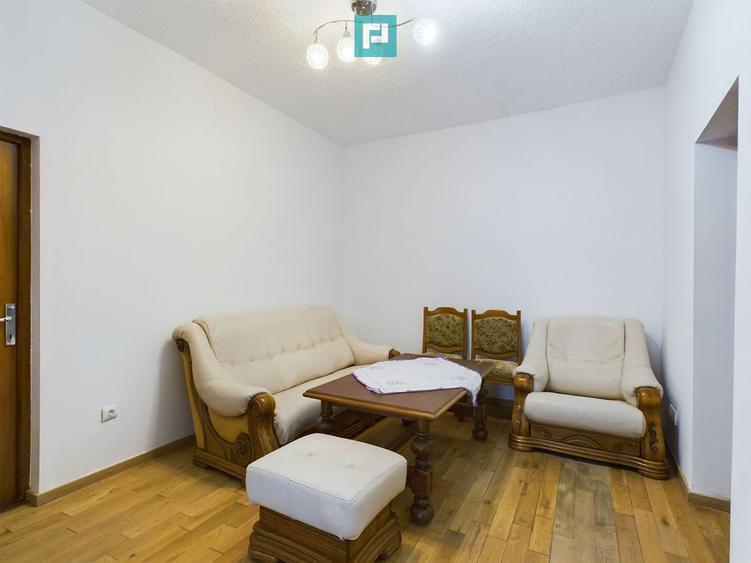 Casă cu 4 camere, renovată, în zona Gării de Nord
