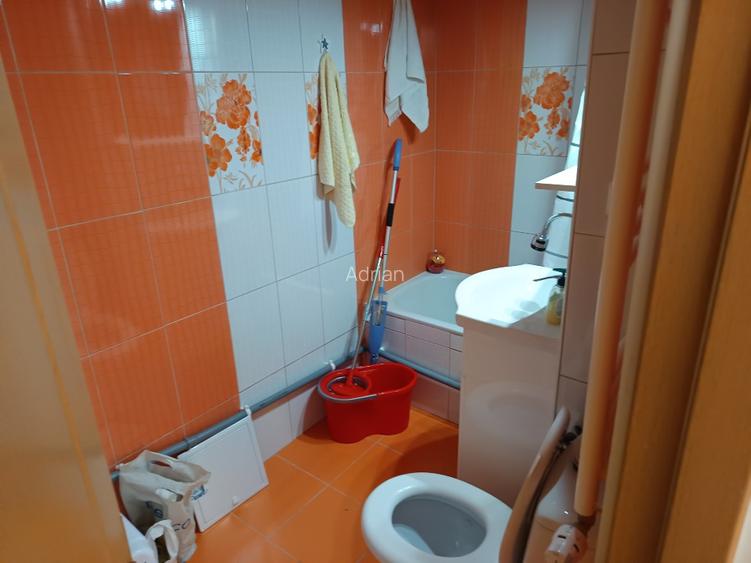 Apt cu o camera decomandat lângă shopping city de închiriat pe 300 euro/luna  - 2