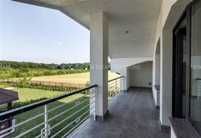 Vila superba de vanzare - Snagov - 13