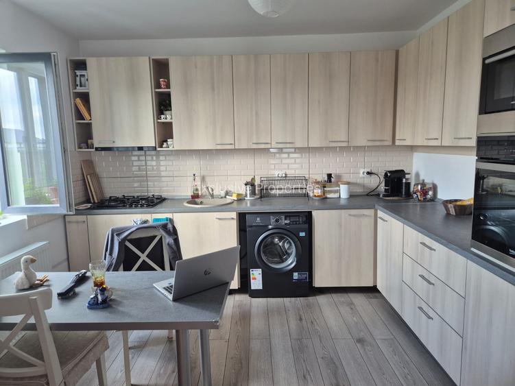 Casa Darza, curte spatioasa - 3