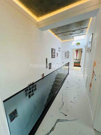 Vila de v&acirc;nzare &icirc;n Palazu Mare - 9