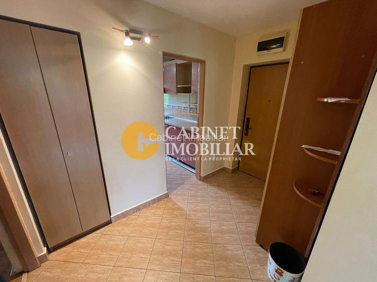 Nicolina- Eslanada - 3 Camere Decomandat Etaj 3 -Bloc 1991 - 9