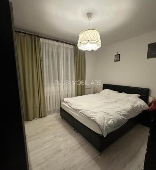 Apartament 2 camere renovat recent langa metrou 1Mai - 7