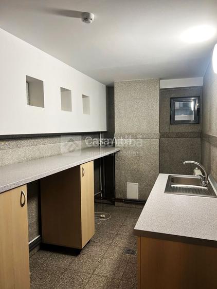 Centru - Palas, spatiu birouri clasa A, in cladire P+4 - 6