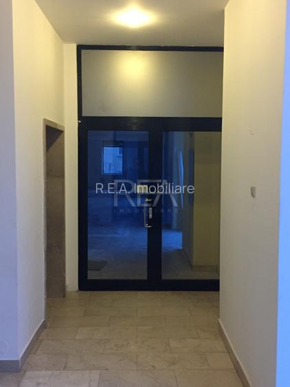 Premium Office Building Asset | 2.041 mp Su Totala | Ultracentral București - 9