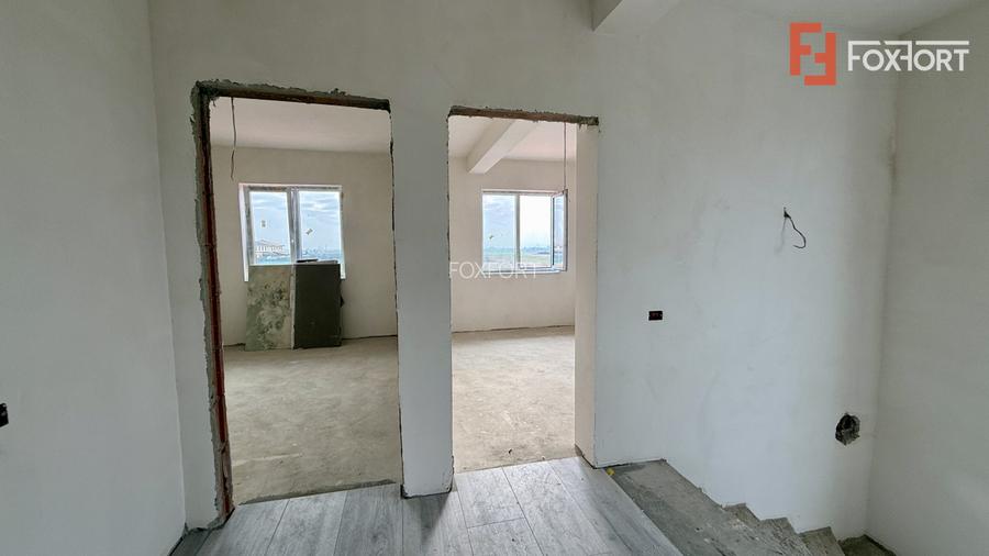 Duplex cu 5 camere de 128 mp utili si teren de 370 mp, zona Giarmata Vii - 15