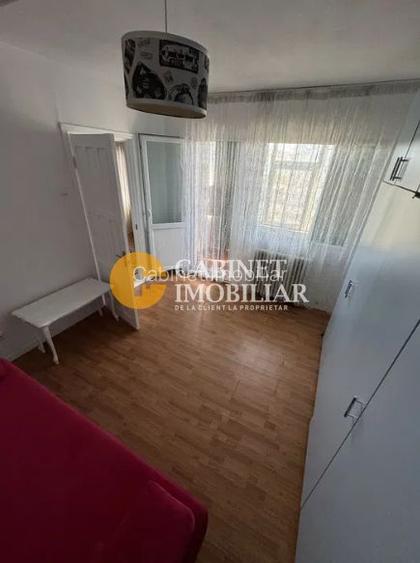 Apartament cu 2 Camere - Liber - Podu Ros Primaverii - 3