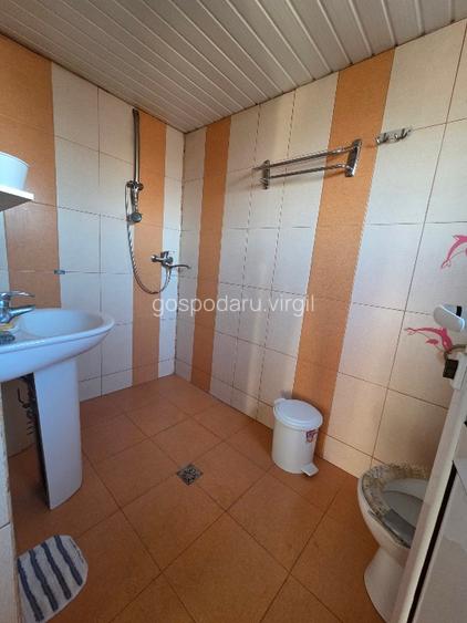 Casa  P+1 zona linistita Adjud - 10