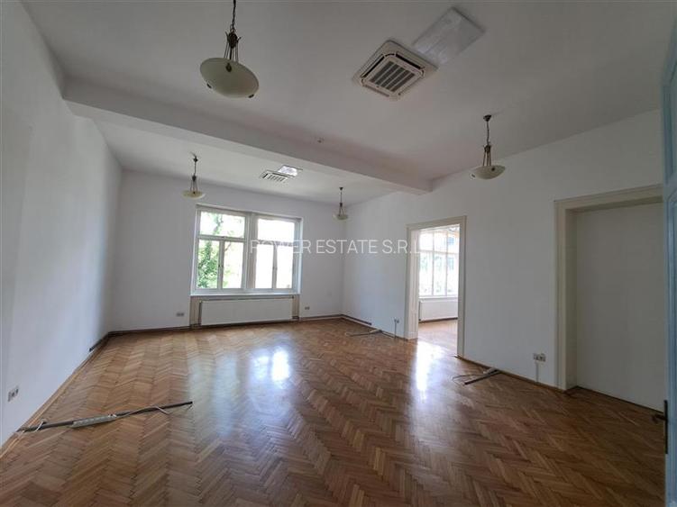Casa individuala,Birou, 500 mp utili, situata in zona Centrala! - 14