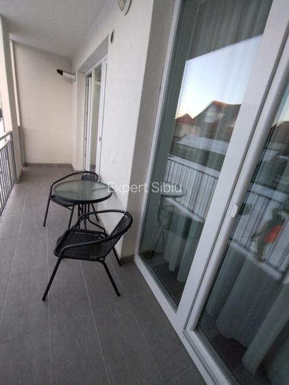 INCHIRIEZ apartament 2 camere,renovat,zona Centrala(City Residence) - 9