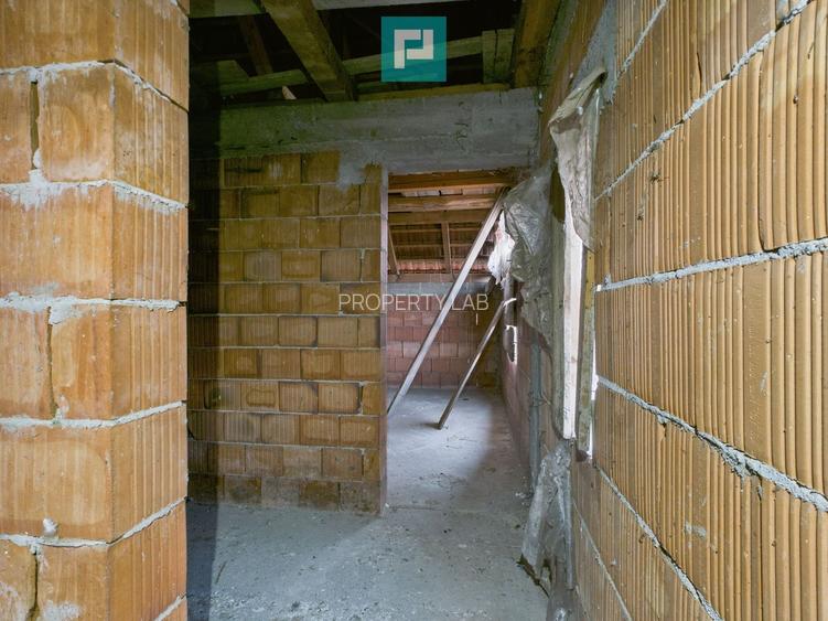 Proprietate impresionantă între Curtici și Macea - 19