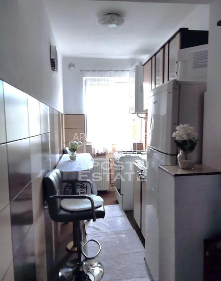 Apartament cu 3 camere, semidecomandat, renovat,  Spitalul Judetean - 6