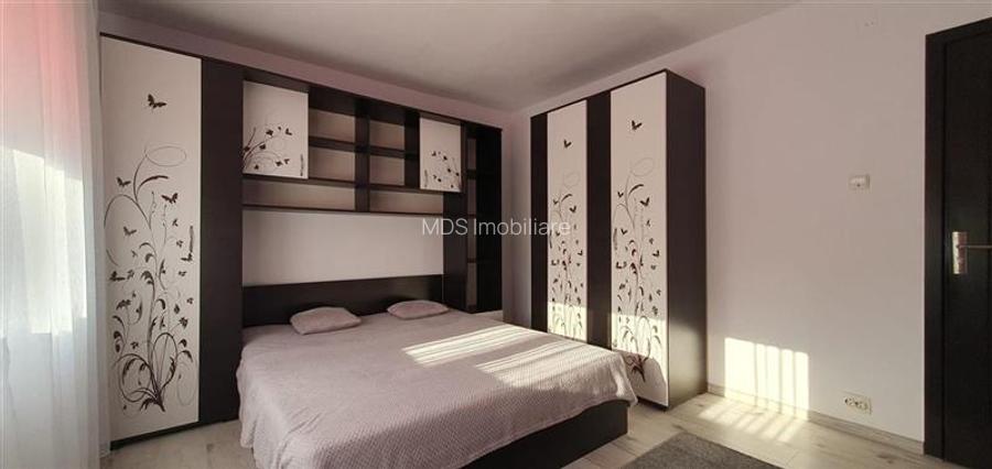 Etaj 1 decomandat prima inchiriere Shopping City - 3