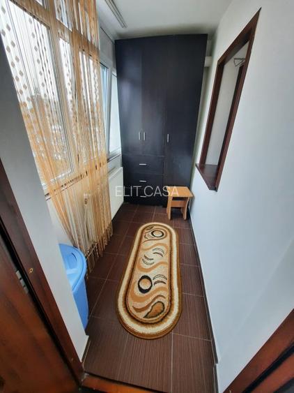 Apartament cu 1 camera decomandat, zona Nicolina - 2