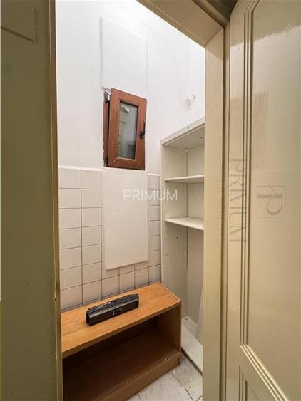 MEDICINA - 2 CAMERE - DECOMANDAT - SPATIOS - ETAJ 1 - CLADIRE ISTORICA - 10