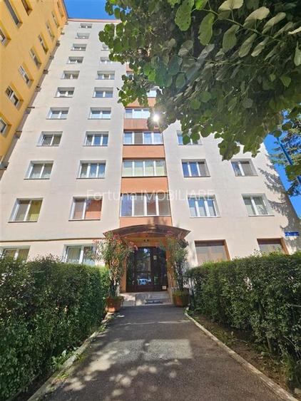 Apartament 3 camere, de inchiriat, Zona Grivitei - 11